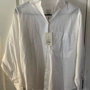 Women's Long Sleeve Oversized
Button-Down Boyfriend Shirt - NWT Sz XS
